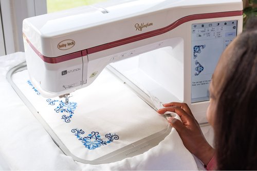 Baby Lock Reflection Sewing / Embroidery Machine