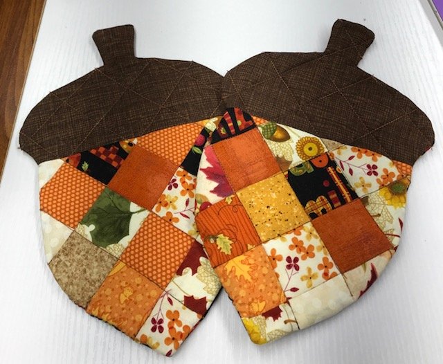 Acorn Potholders